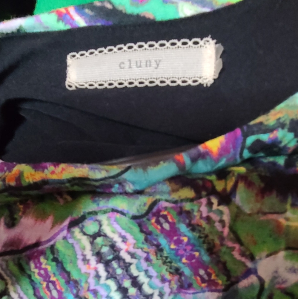 Dress - Picture 2 of 3